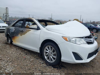 TOYOTA CAMRY 2014