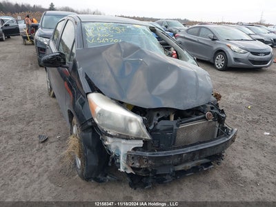 TOYOTA YARIS 2013