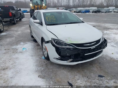 CHRYSLER 200 2015