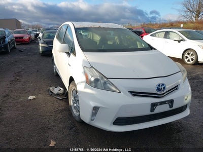 TOYOTA PRIUS V 2014