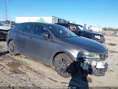 LEXUS 200 2013