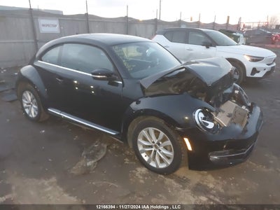 VOLKSWAGEN BEETLE 2015