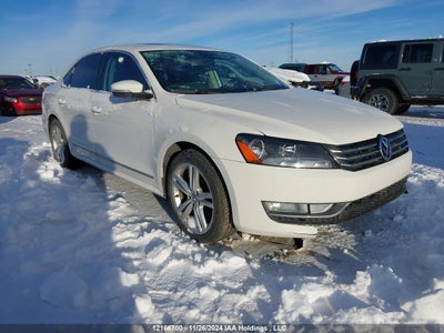 VOLKSWAGEN PASSAT 2012