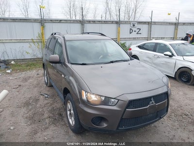 MITSUBISHI OUTLANDER 2013