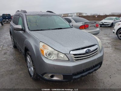 SUBARU OUTBACK 2011