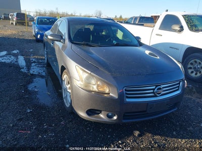 NISSAN MAXIMA 2013