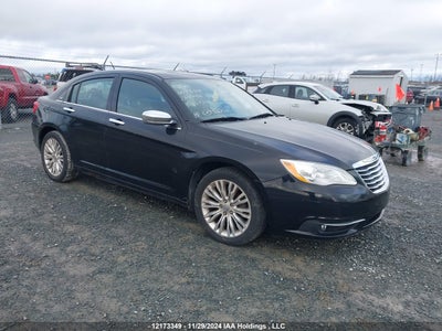 CHRYSLER 200 2013