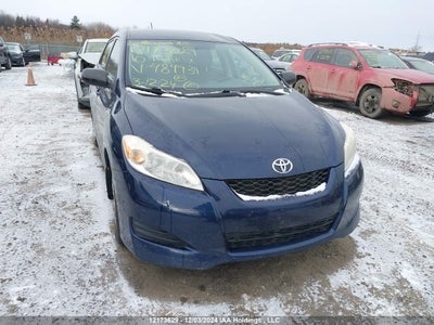 TOYOTA MATRIX 2010