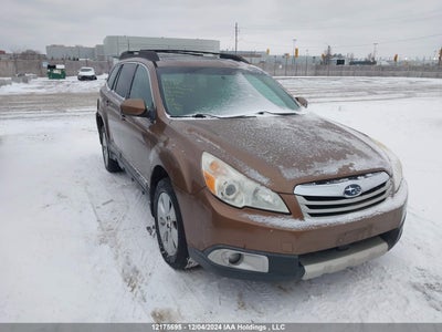 SUBARU OUTBACK 2011