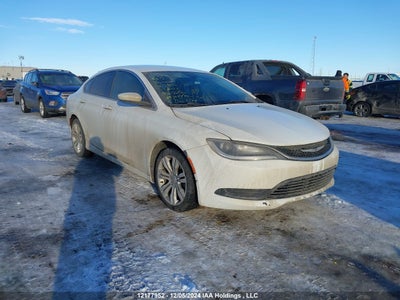 CHRYSLER 200 2015