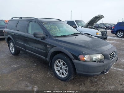 VOLVO V70 2004