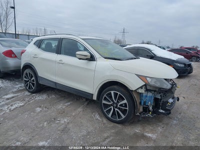 NISSAN QASHQAI 2019