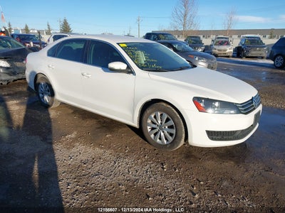 VOLKSWAGEN PASSAT 2015