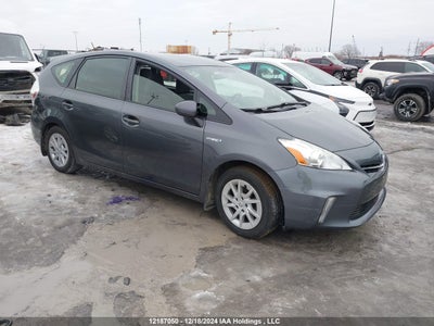 TOYOTA PRIUS V 2012