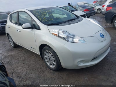 NISSAN LEAF 2017