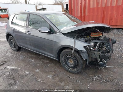 VOLKSWAGEN GOLF 2021