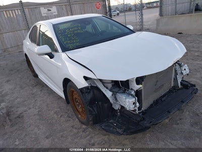 TOYOTA CAMRY 2021