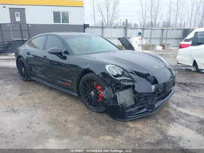 PORSCHE PANAMERA 2021