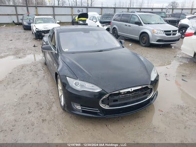 TESLA MODEL S 2013