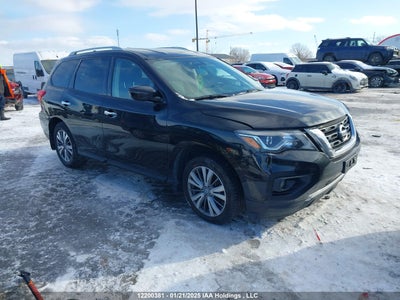 NISSAN PATHFINDER 2019