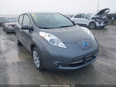 NISSAN LEAF 2017