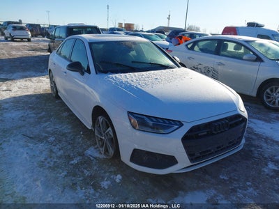 AUDI A4 2024