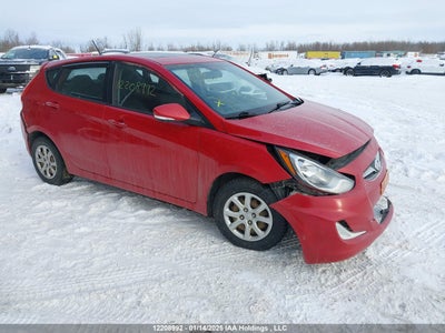HYUNDAI ACCENT 2013
