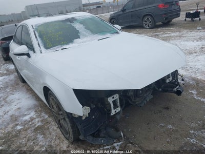 AUDI A4 2019