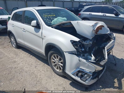 MITSUBISHI RVR 2018