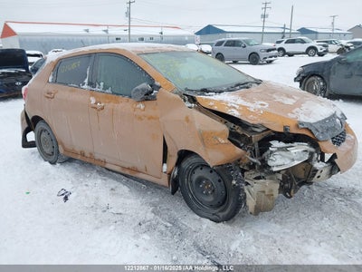 TOYOTA MATRIX 2010