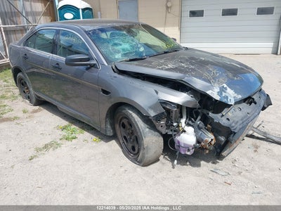 FORD TAURUS 2016