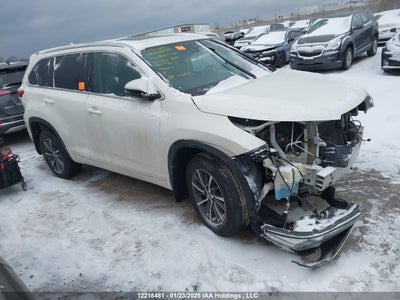 TOYOTA HIGHLANDER 2017