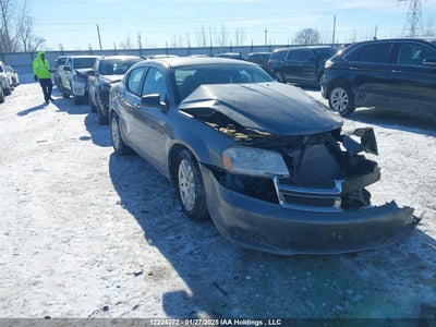 DODGE AVENGER 2013
