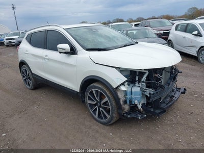 NISSAN QASHQAI 2019