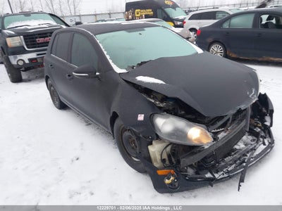 VOLKSWAGEN GOLF 2012