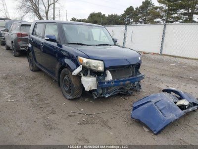 SCION SCION XB 2014