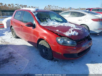 VOLKSWAGEN GOLF 2010