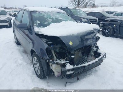 HYUNDAI ACCENT 2009