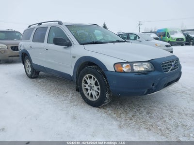 VOLVO XC70 2004