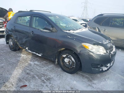 TOYOTA MATRIX 2010