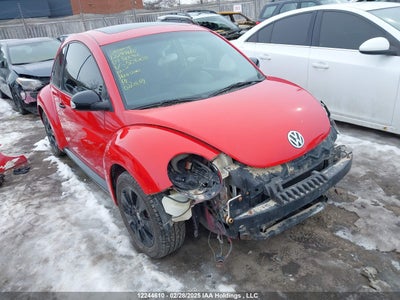 VOLKSWAGEN NEW BEETLE 2009