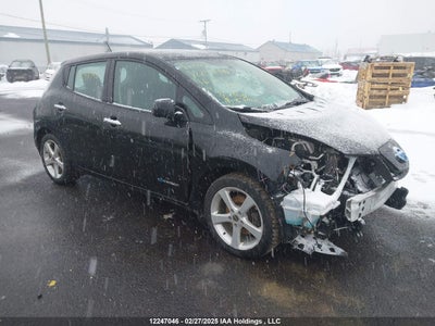 NISSAN LEAF 2016