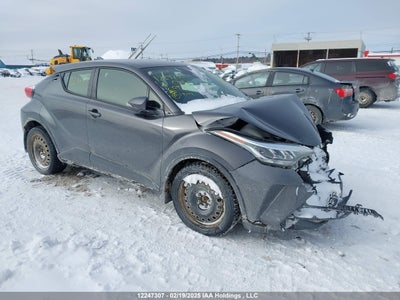 TOYOTA C-HR 2021