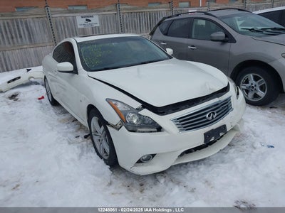 INFINITI JOURNEY 2014