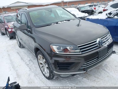VOLKSWAGEN TOUAREG 2015