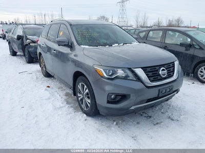 NISSAN PATHFINDER 2017