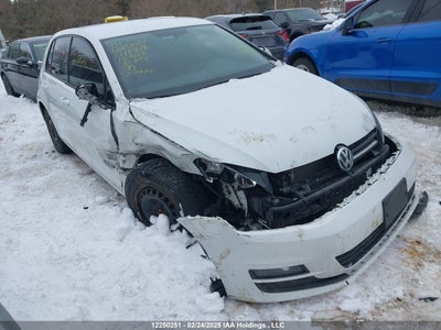 VOLKSWAGEN GOLF 2015