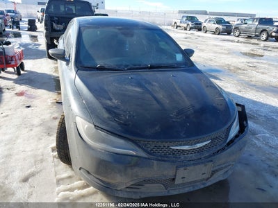 CHRYSLER 200 2015