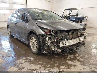 TOYOTA PRIUS PRIME 2017
