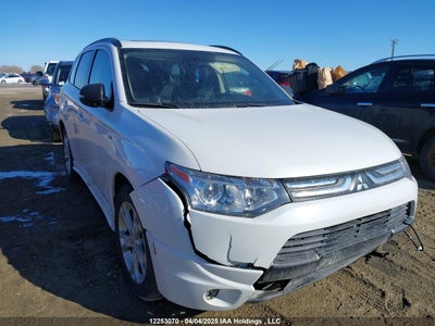 MITSUBISHI OUTLANDER 2014